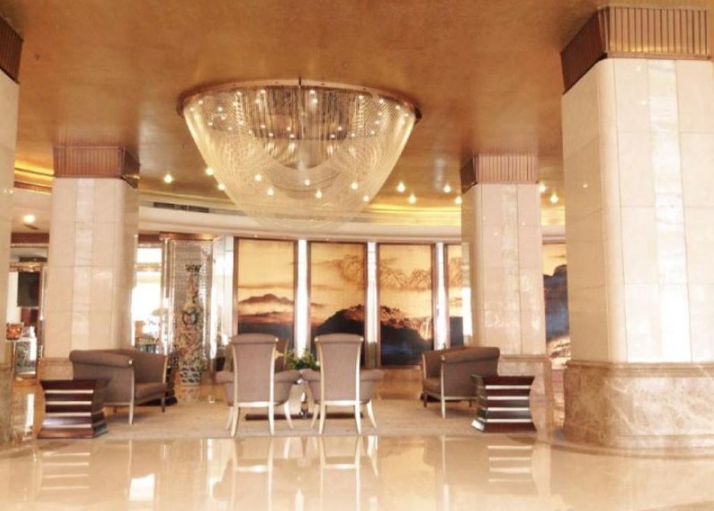 Yunheng Hotel Neijiang Exterior photo