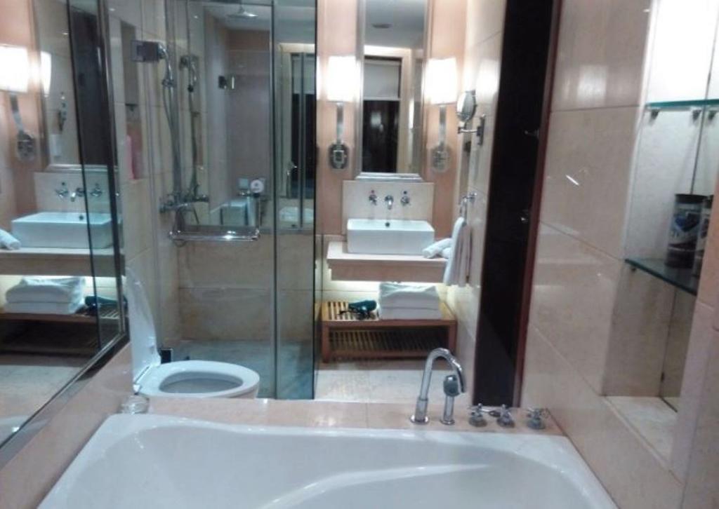 Yunheng Hotel Neijiang Exterior photo